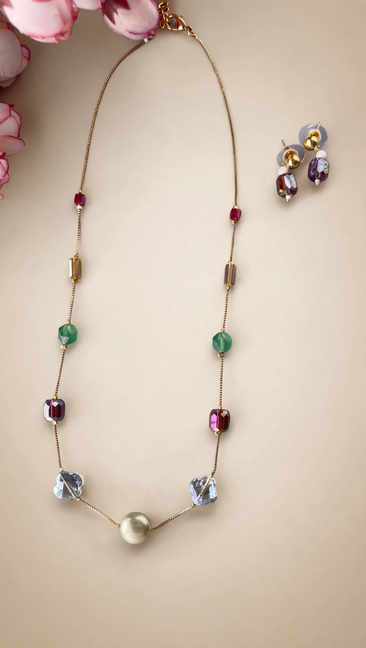 Multicolour Crystal Chain